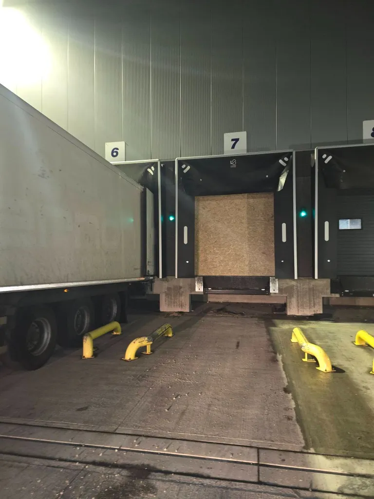 Emergency Boarding After Lorry Collision — Doncaster Loading Bay thumbnail 2