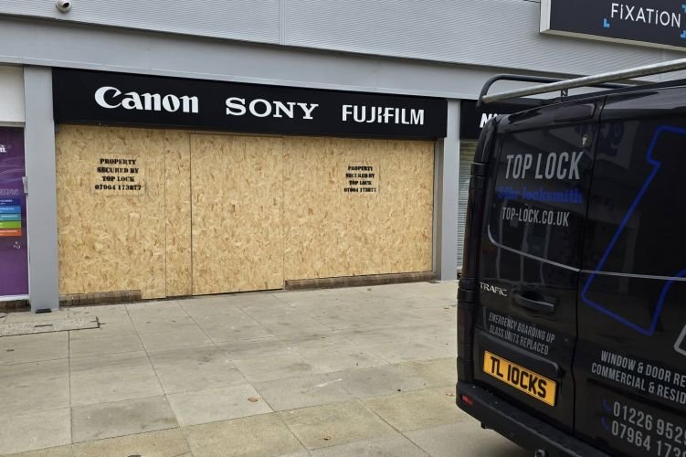 Emergency Boarding in Leeds: Rapid Response After Ram Raid