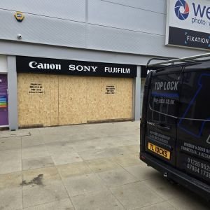 Emergency Boarding in Leeds: Rapid Response After Ram Raid